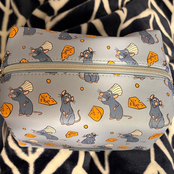 Disney Pixar Blue Cosmetic Bag with Ratatouille Design - Picture 2 of 4